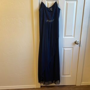 Dark Blue Adrianna Papell formal dress Size 16